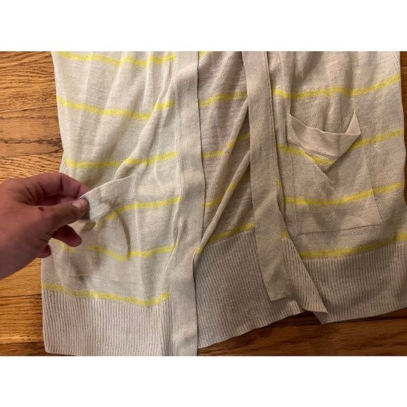 Cardigan LOFT size Medium - Picture 3 of 5